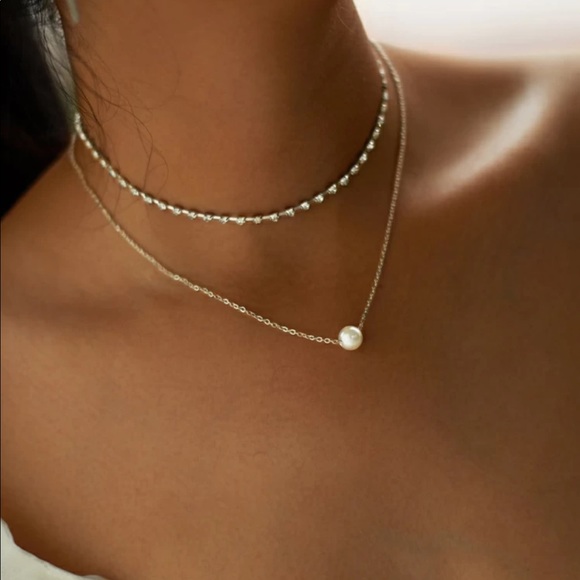 Brandy Melville Jewelry - 🌟new!🌟 Minimalist Layered Pearl Necklace